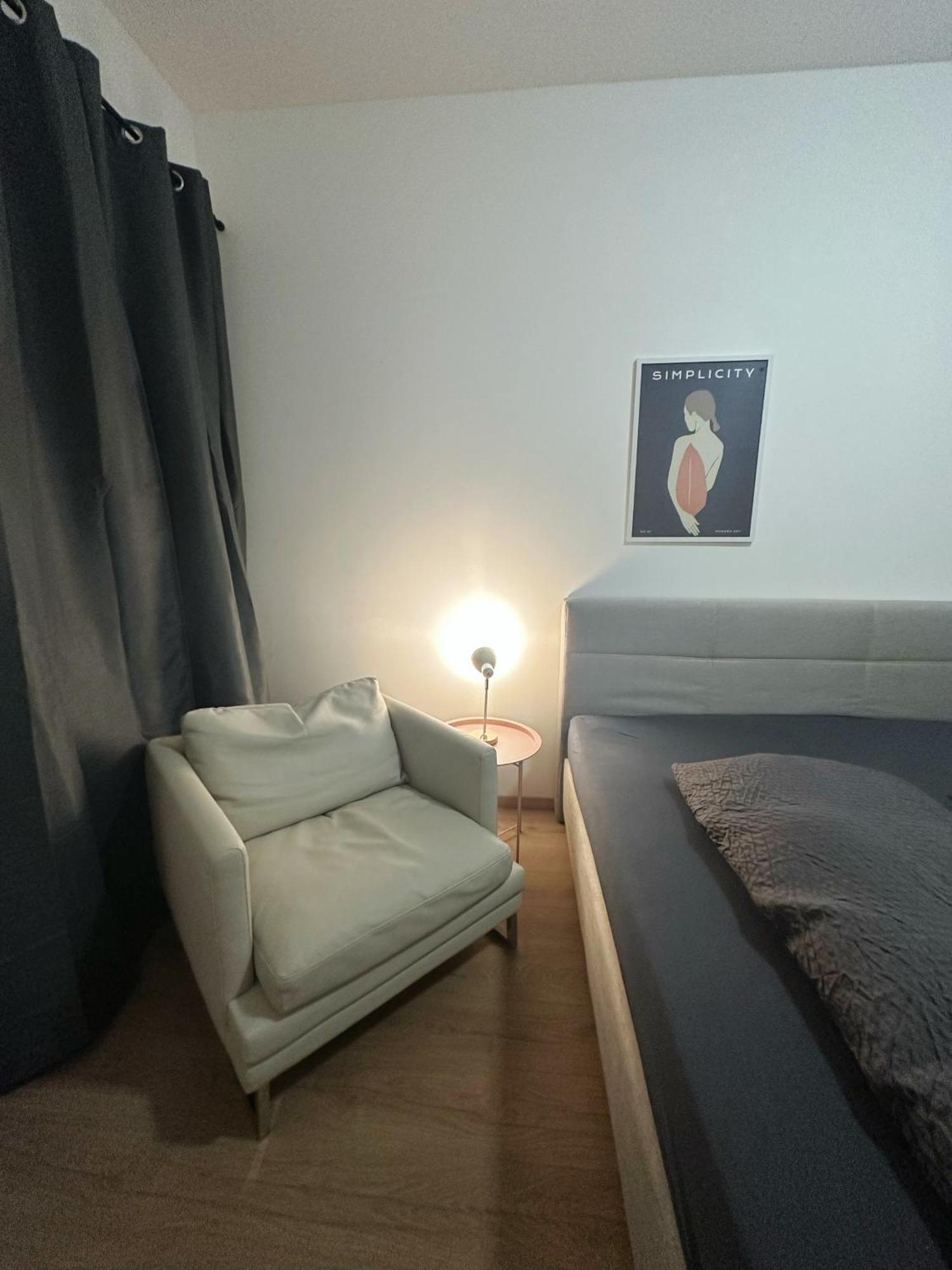 Ferienwohnung 2Schlafenzimmer 5Betten Montuerwhonung Düsseldorf Exterior foto