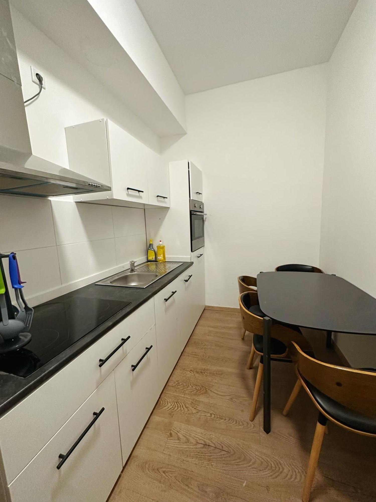 Ferienwohnung 2Schlafenzimmer 5Betten Montuerwhonung Düsseldorf Exterior foto